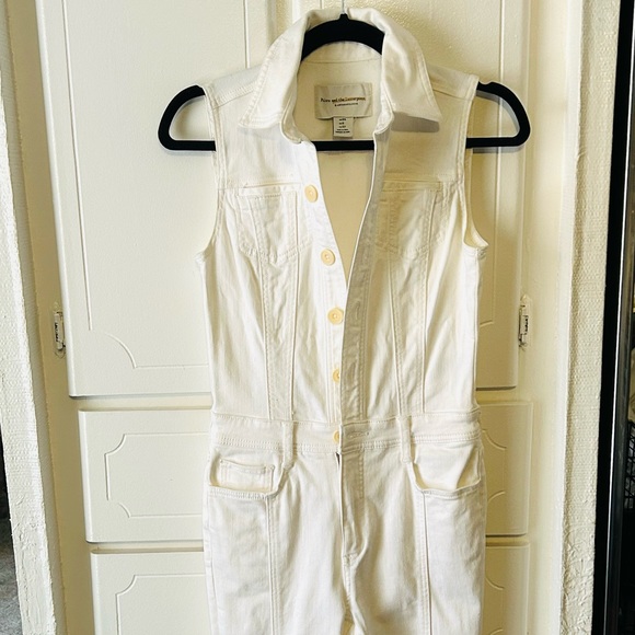 Pilcro by Anthropologie White Denim Stretch Jumpsuit XS Size 0 - Picture 6 of 10
